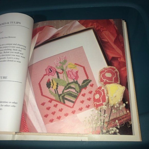 Celebrations in Cross- Stitch - cross-stitch for those special holidays - used - Picture 7 of 8